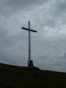 La croix d'Allant, au dessus de Jarsy.