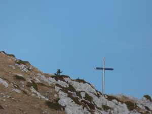 La nouvelle croix de Rossane, en inox.