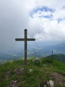 La croix en bois, un peu en contrebas de la pointe de la Galoppe.