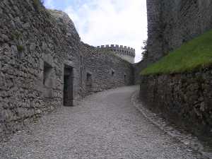 Pour accéder au chateau, il fallait obligatoirement passer par la rampe d'accès.