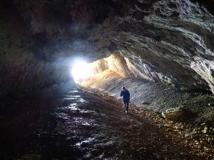 Grotte à Carret, vers la Doria