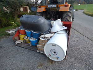 Evacuation des gravats et autres. Un bon chargement !