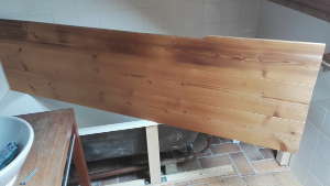 Avant la pose, la nouvelle façade.