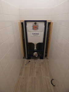 Préparation du bati-support et des murs.