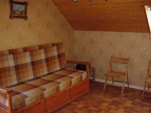 En 2001, le séjour du gite à l'étage avant les travaux.