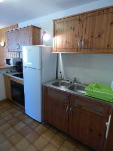 La cuisine du gite au RDC.