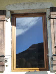 Nouvelle fenêtre posée, de l'extérieur.