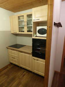 La cuisine du studio refaite. Décembre 2017.