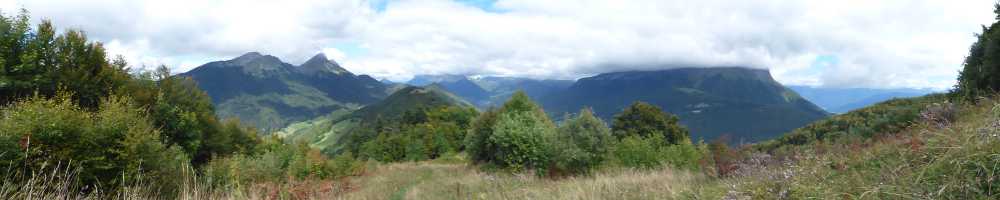 Panorama depuis la montée vers le mont Pelat.